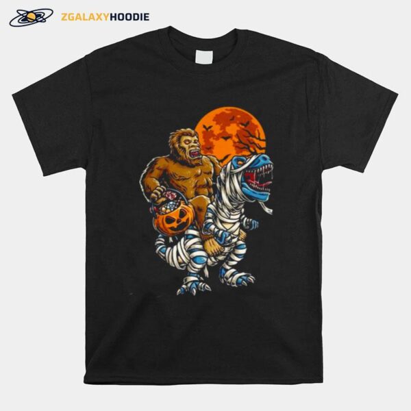 Dinosaur Bigfoot Halloween T-Shirt