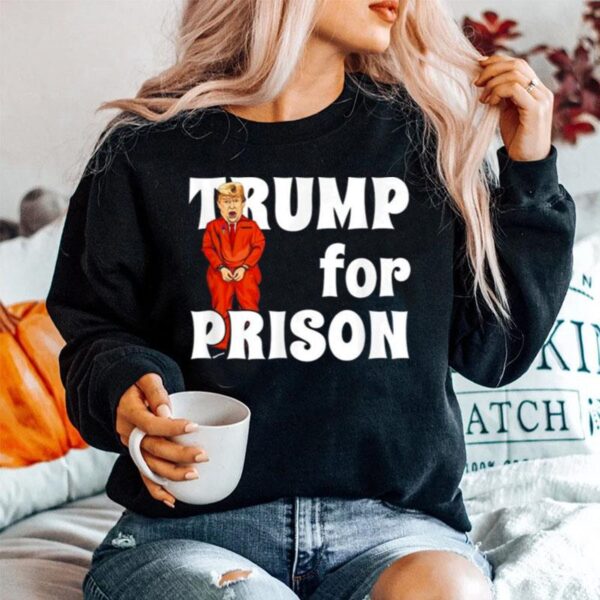 Fbi Searches Trumps House Trump For Prison Sweater