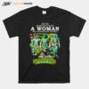 Never Underestimate A Woman Who Understands Football And Loves Baylor Bears Signatures T-Shirt