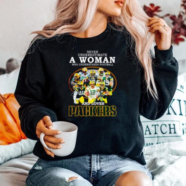 Never Underestimate A Woman Who Understands Football And Loves Packers Signatures 2022 Sweater