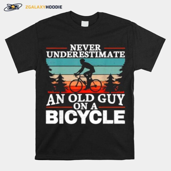 Never Underestimate An Old Guy On Cycling Man Vintage T-Shirt