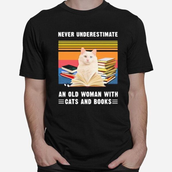 Never Underestimate An Old Woman With Cats And Books Turkish Van Cat Vintage Retro T-Shirt