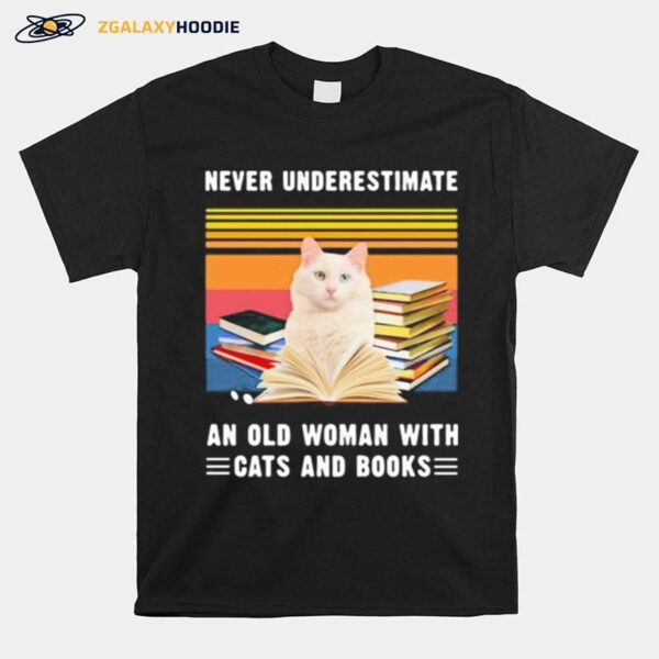 Never Underestimate An Old Woman With Cats And Books Turkish Van Cat Vintage Retro T-Shirt