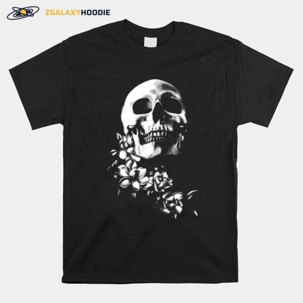 Skull And Magnolia Flowers Bw Day Of The Dead T-Shirt