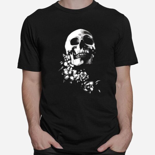 Skull Magnolia Flowers Bw Day Of The Dead T-Shirt