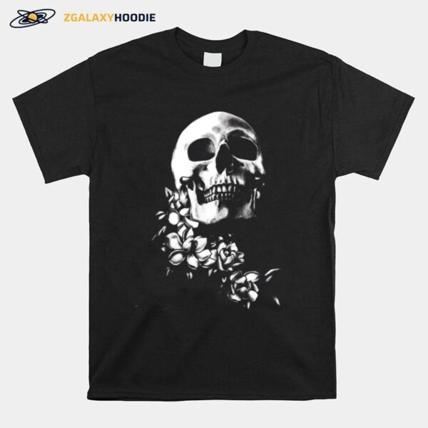 Skull Magnolia Flowers Bw Day Of The Dead T-Shirt