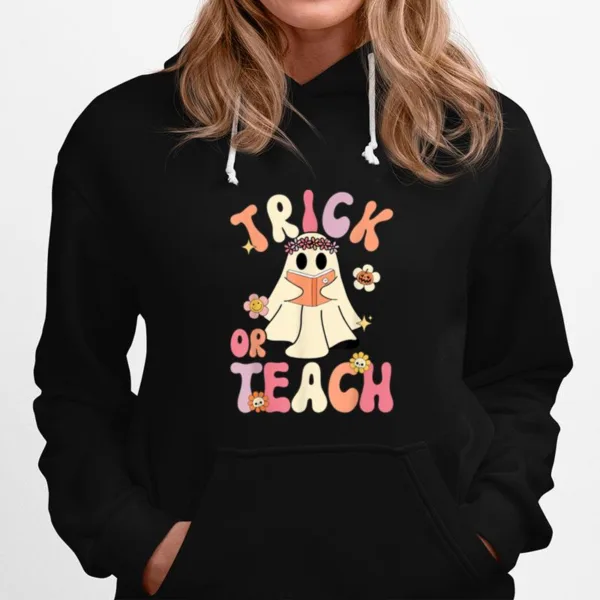 Groovy Halloween Trick Or Teach Retro Floral Ghost Teacher Unisex T-Shirt