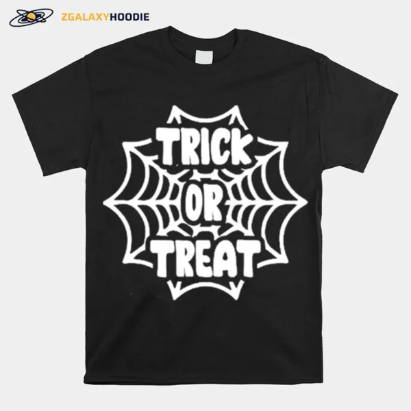 Hocus Pocus Trick Or Treat Halloween Unisex T-Shirt