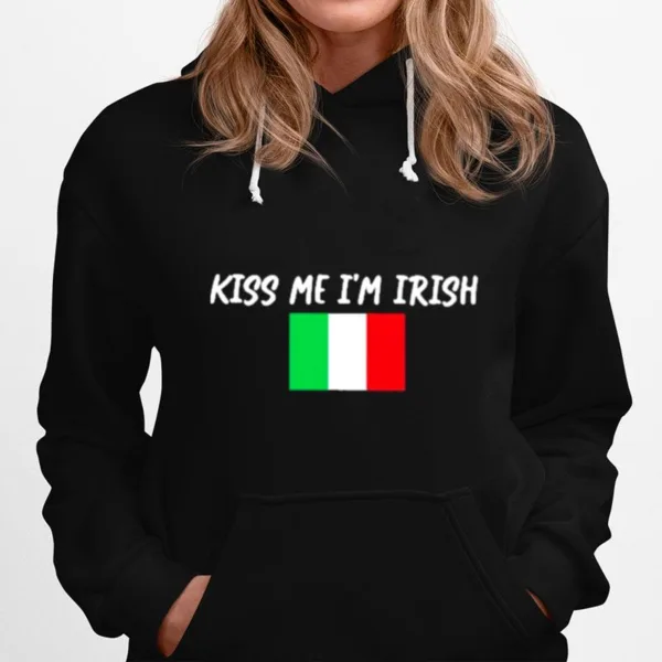 Kiss Me Im Irish Unisex T-Shirt