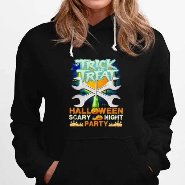 Trick Or Treat Halloween Scary Night Party Unisex T-Shirt